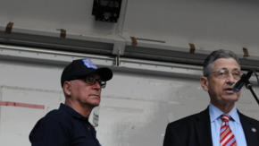 El ex presidente de la Asamblea de Nueva York, Sheldon Silver, de 71 años, podría enfrentar 20 años de prisión si se le condena hoy por caso de corrupción.