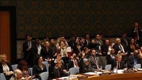 El secretario de Estado  de EEUU, John Kerry, lidera una reunión del Consejo de Seguridad de la ONU durante la votación de una resolución sobre Siria.