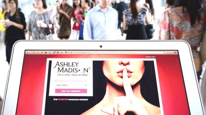 El ataque cibernético al sitio de infidelidades matrimoniales Ashley Madison afectó a 33 millones de usuarios del sitio.