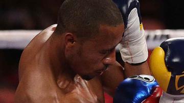 Verdejo (19-0, 14 nocauts) ha mostrado gran boxeo técnico, pegada, velocidad de manos y calma sobre tarima.