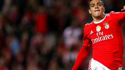 Raúl Jiménez es elemento esencial del campeón Benfica.