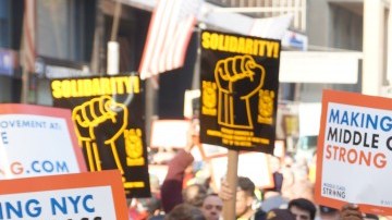 Protesta trabajadores de la construcción