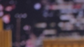 La actriz asegura que está tan feliz con su relación que le dan ganas de gritarlo a los cuatro vientos desde lo alto de una montaña.