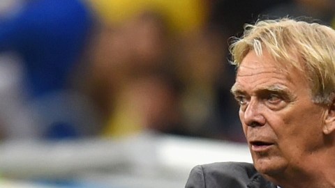 Volker Finke, seleccionador de Camerún en Brasil 2014.