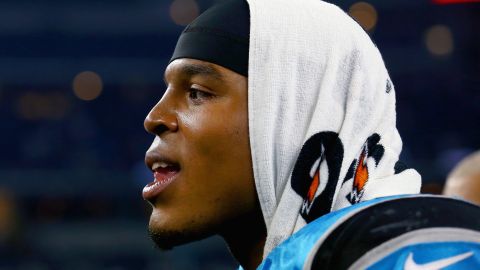 Cam Newton y sus Panthers pueden ser el primer equipo clasificado a los playoffs este domingo.