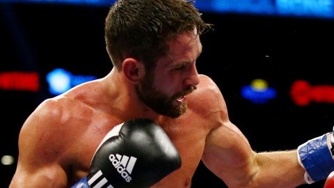 Chris Algieri y Erick Bone se vieron las caras en Brooklyn.