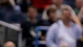 Stephen Curry y sus 28 puntos no pudieron conseguir la victoria ante los Bucks.