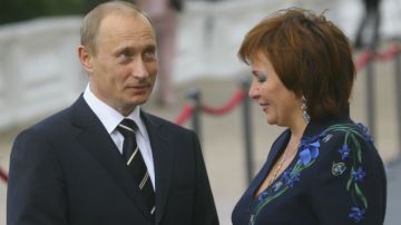 Vladimir Putin and his wife Lyudmila Putina