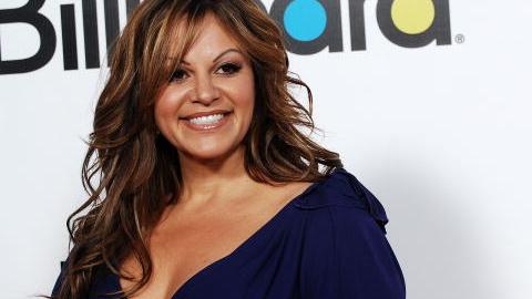 En los últimos años de su vida, la cantante Jenni Rivera fue la cantante de música en español más exitosa y conocida.