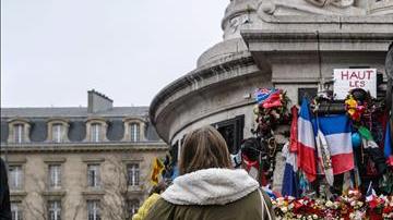 paris recuerda masacre isis estado islamico