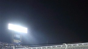 Talavera se queda con el balón en el penalti tirado por Juninho.