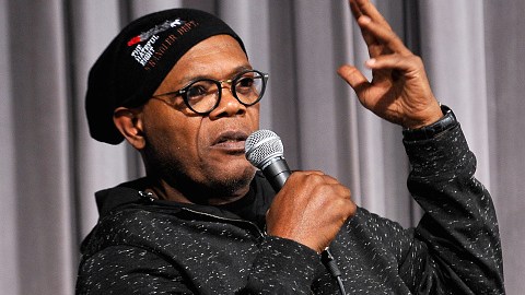 El actor Samuel L. Jackson  promocionando la película "The Hateful Eight".