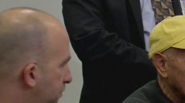 El superintendente Ramón Cortines habla sobre la amenaza.