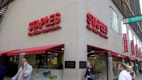 La fusión con Office Depot cuestionada por las autoridades./Shutterstock