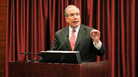 El contralor de la Ciudad Scott Stringer le envió una carta a la Comisión de Derechos Humanos para tomar medidas acerca de los caseros que discriminan en contra de los desamparados.