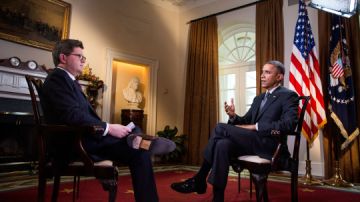 El presidente Barack Obama entrevistado por Olivire Knox, Corresponsal Jefe de Yahoo News en Washington.