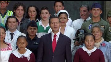 Presidente de México envía mensaje a la nación con motivo de su tercer año de gobierno.