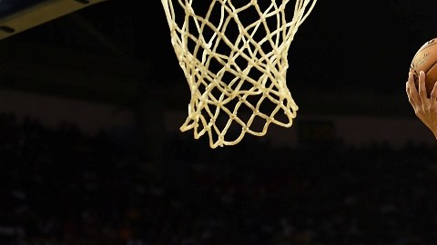 El 31 de ocubre, en Nueva Orleáns, Stephen Curry anotó 40 puntos.