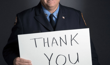Ray Pfeifer, exbombero del FDNY, quien padece de cáncer debido a los químicos ingeridos el 11-S, agradece al Congreso por la financiación permanente de la Ley Zadroga.