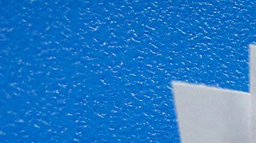 01/12/16 /LOS ANGELES/Hundreds of Jackpot hopefuls purchase a lotto ticket at the 7-Eleven store in Los Angeles.  Powerball jackpot hits an unprecedented amount of $1.4 billion, spreading lotto fever and leading hundreds to try their luck. (Photo by Aurelia Ventura/La Opinion)