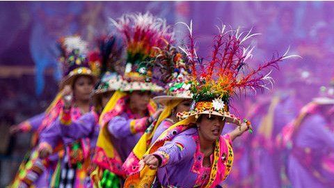 El Carnaval de Oruro en Bolivia es uno de los más coloridos.