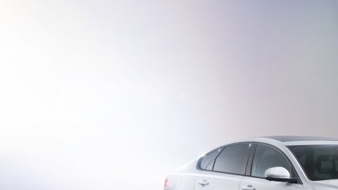 2016-Jaguar-XF-S