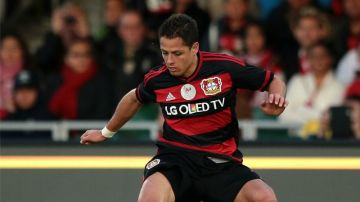 Javier "Chicharito" Hernández permanecerá en el Bayer Leverkusen. Foto: Mexsport.