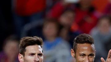 Luis Suárez respeta a Messi y Neymar para cobrar tiros penales con el Barcelona.