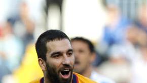 Messi consiguió un espectacular gol de volea, en el triunfo de Barcelona 2-1 sobre el Málaga. Foto: EFE.