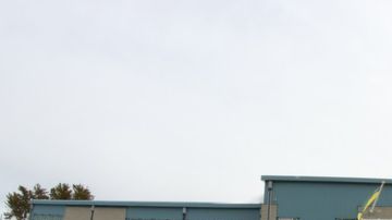La Loche Community School tiene una matrícula de alrededor de 900 estudiantes.