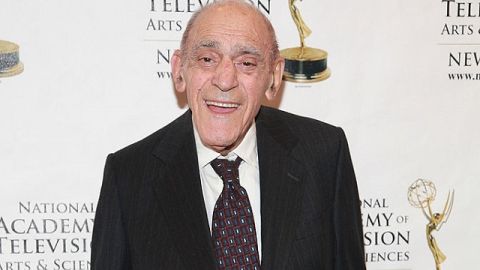 Abe Vigoda lucía así en 2012 en una entrega de premios en Nueva York.