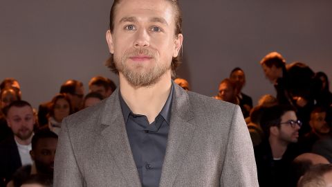 El actor inglés Charlie Hunnam será el narcotraficante texano Édgar Valdez Villarreal, "La Barbie".