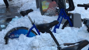 Así quedaron las bicicletas Citi Bike luego de la tormenta Jonas.