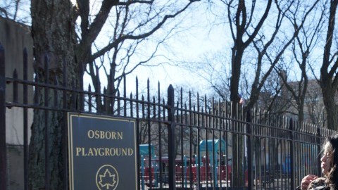 Osborn Playground lugar donde se produjo violación de adolescente