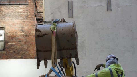 Los obreros han sido víctimas de robo de salarios.