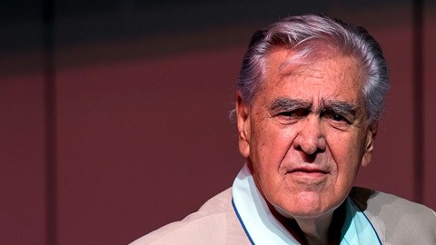 El veterano actor Eric del Castillo prefiere que sea su hija Kate la que hable de su entrevista con Joaquín "El Chapo" Guzmán.