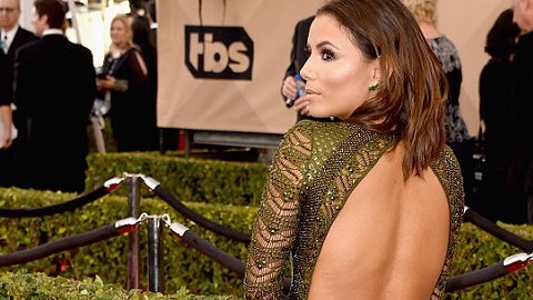 La actriz Eva Longoria acaparó las miradas en los SAG Awards con este sexy vestido.