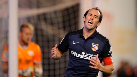 Diego Godín, ninguneado por la FIFA.