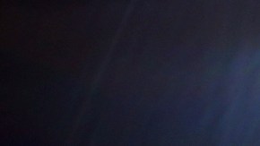 Drogba fue visto el 19 de diciembre en la tribuna junto al dueño del Chelsea y el entrenador Guus Hiddink.