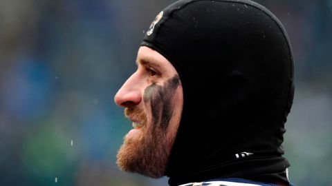 ¿Se le hará a Chris Long de los L.A. Rams ganar la loteria?