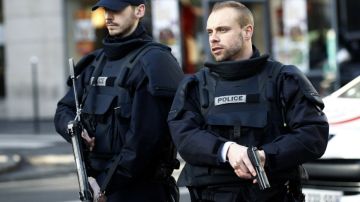 La policía francesa ha acordonado la zona del ataque.