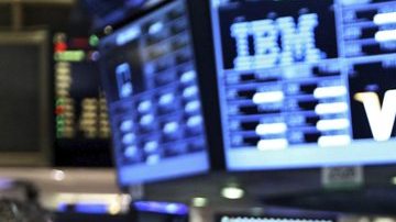 Wall Street volvió a cerrar ayer con fuertes pérdidas./Efe