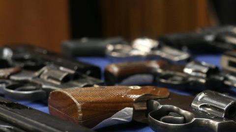 Un proyecto de ley que permite el porte de armas en las universidades de Florida fue aprobado en la Cámara de Representantes.