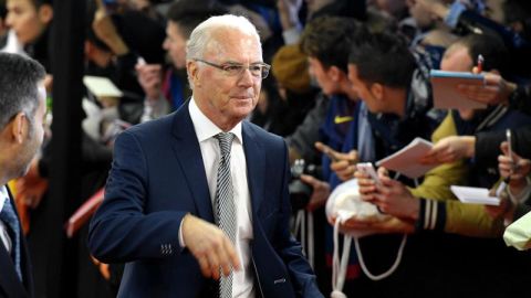 Según este organismo, Beckenbauer ocultó información acerca de si hubo corrupción o no en la elección de sedes mundialistas.