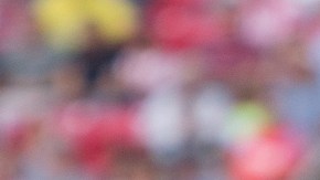 Omar Bravo, sequía y desesperación en este torneo.