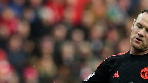 Wayne Rooney no verá las canchas en un buen rato.