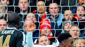 Danny Welbeck le dio aire al Arsenal con su gol al filo del final.