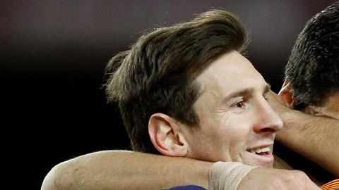 Messi guió al Barcelona en la goleada al Celta.