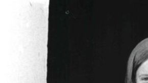 Charlotte Von Schedvin y PK Mahanandia se conocieron en Delhi en 1975.