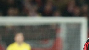 El conjunto alemán no asegura la continuidad de Chicharito con el club la siguiente temporada.